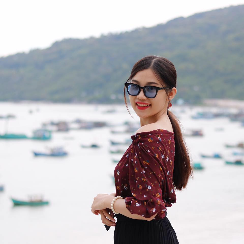 Nguyễn Uyên Ly - Tác Giả Tọa Nên Nhân Tố Quyết Định Sự Thành Công Của Sin88 tac-gia