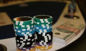 Mẹo chơi short stack trong poker sin88